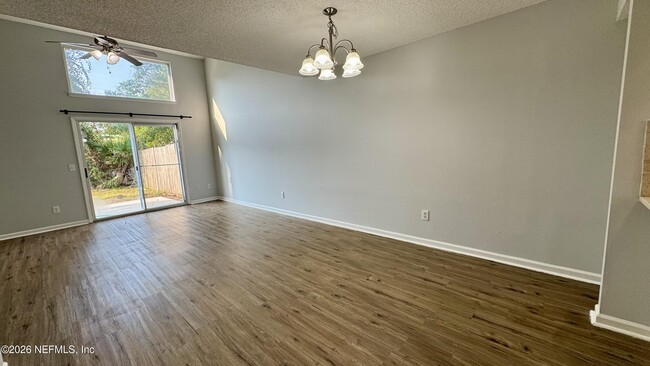 Building Photo - 11766 White Horse Rd