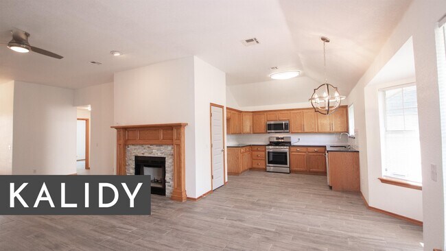 Building Photo - 5004 SE 52nd St