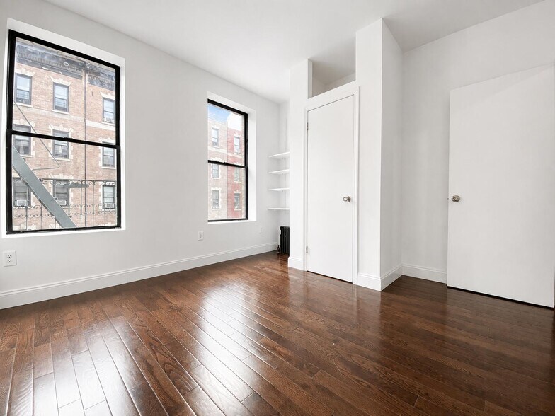 Building Photo - 529 W 151st St