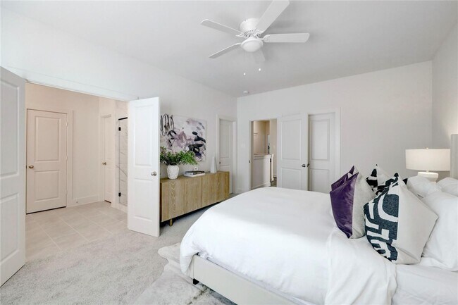 Building Photo - Contemporary Comfort with Designer Finishes