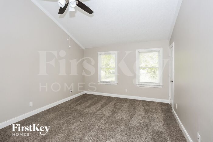 Building Photo - 2422 Haybrook Ln
