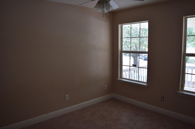 Building Photo - 3508 Torrington Way