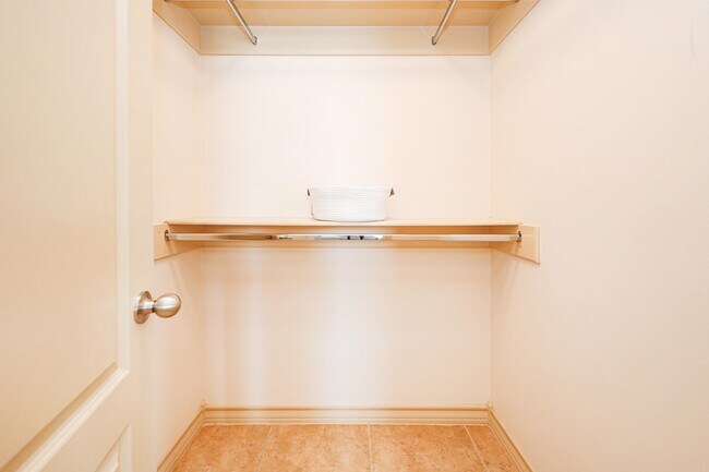 Building Photo - 10510 Sandia Dr