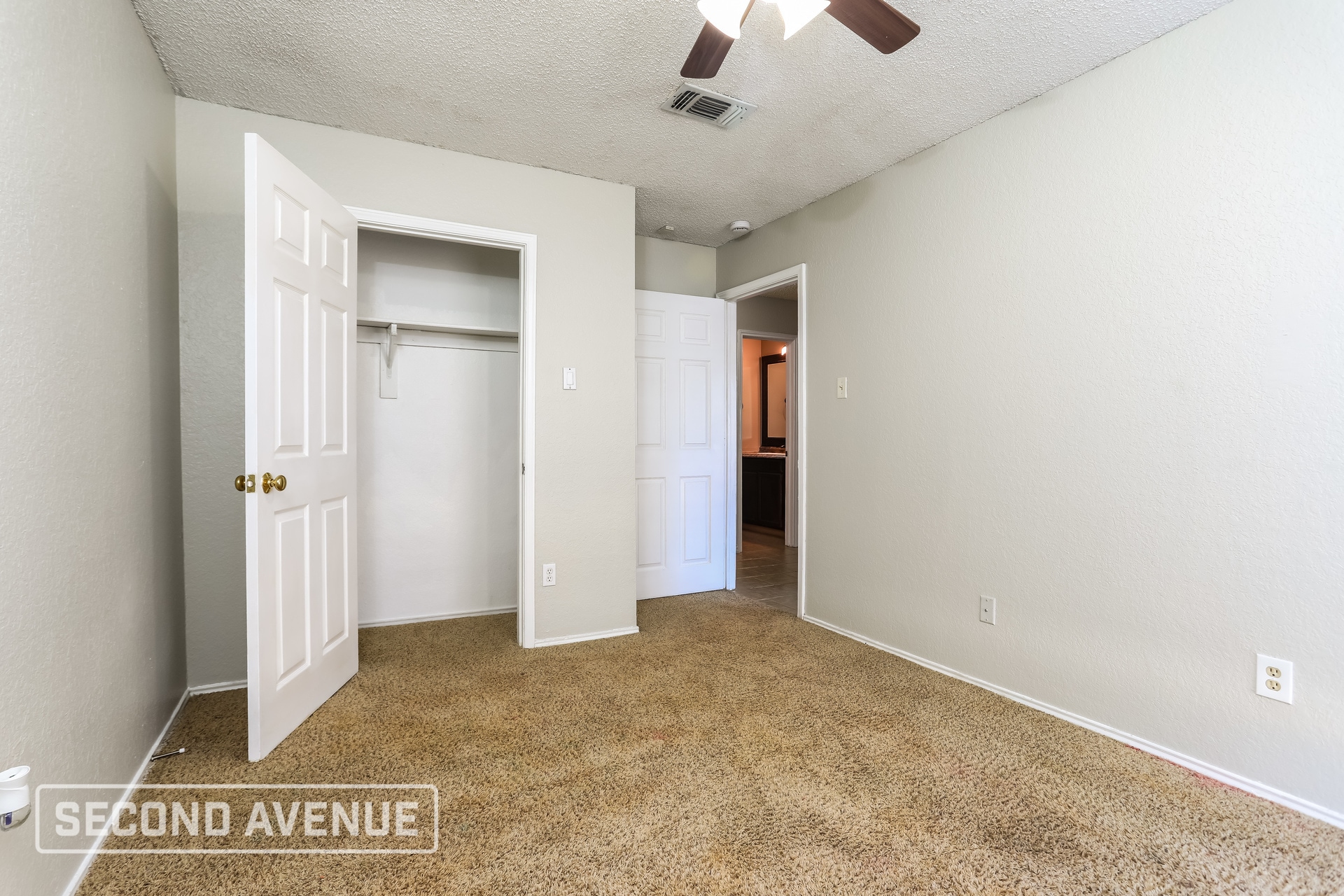 Building Photo - 7002 Hawaii Ln