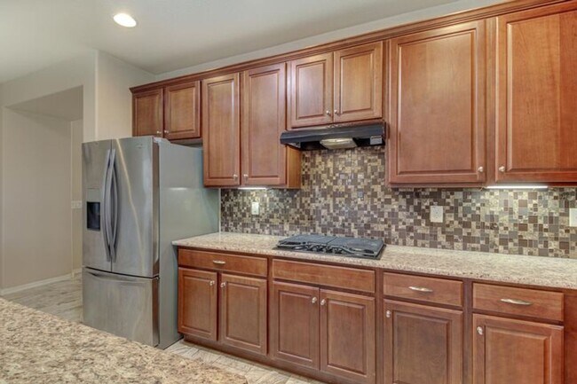 Building Photo - 40876 W Tamara Ln
