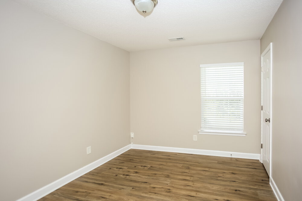 Building Photo - 1916 Harrison Park Dr