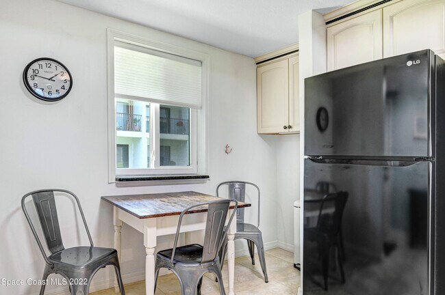 Building Photo - 199 Jimmy Buffett Mem Hwy