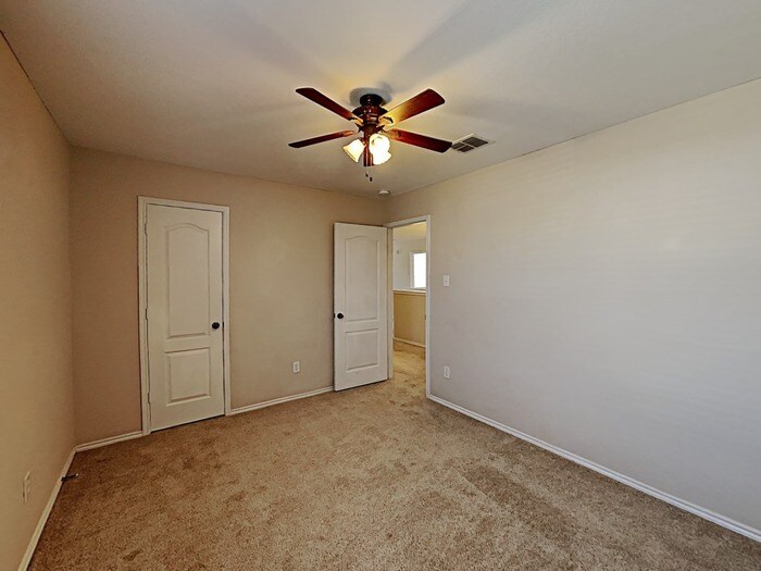 Building Photo - 13868 Sonterra Ranch Rd