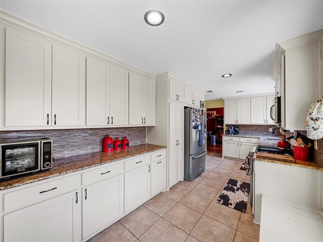 Building Photo - 2609 Fountainview Dr