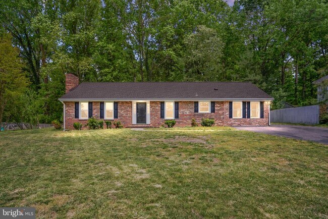 Building Photo - 227 N Randolph Rd