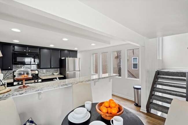 Building Photo - 309 Ocean Dr