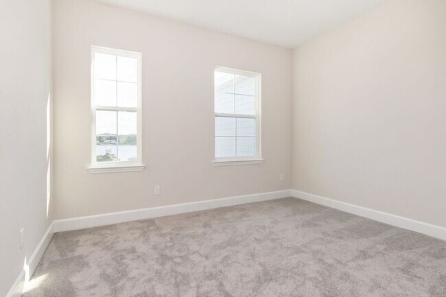 Building Photo - 924 Grand Wildmere Cove
