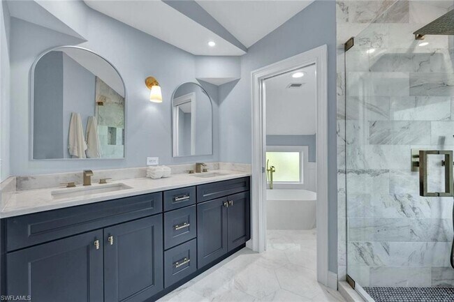 Building Photo - 27131 Oakwood Lake Dr