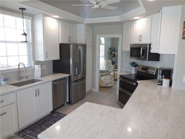 Building Photo - 3900 Valentia Way