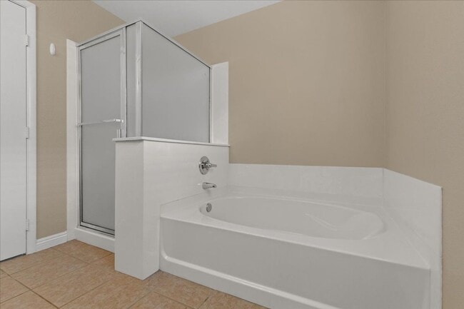 Building Photo - 11617 Royal Derwent Dr