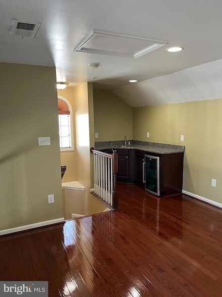 Building Photo - 1022 Ironwood Ln