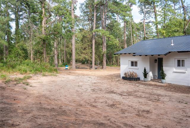 Building Photo - 250 Private Rd 8579