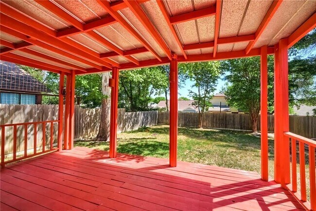 Building Photo - 15025 Wells Port Dr