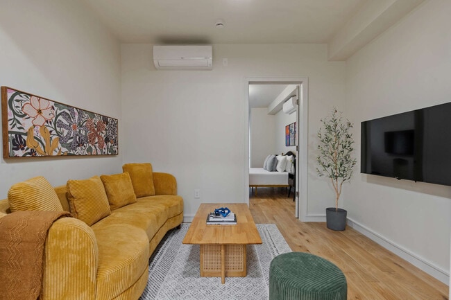 Building Photo - 491 2nd Ave