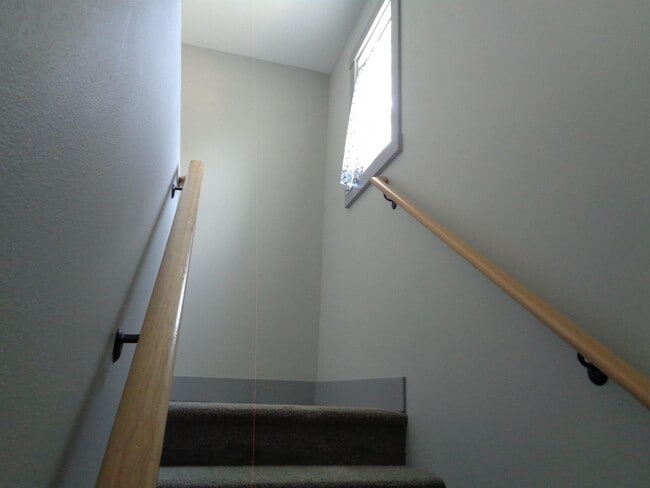 Building Photo - 1364 Northern Heights Loop NE