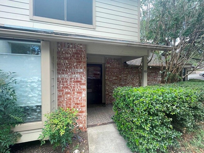 Building Photo - 3801 Menchaca Rd