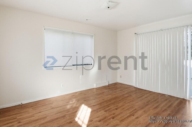 Building Photo - 4451 Stansbury Ave