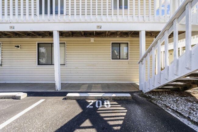 Building Photo - 25925 Canal Rd