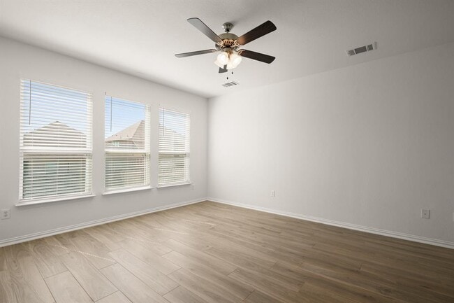 Building Photo - 167 Brazil Dr