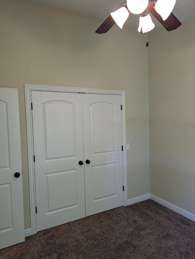 Building Photo - 530 Highlandville Rd