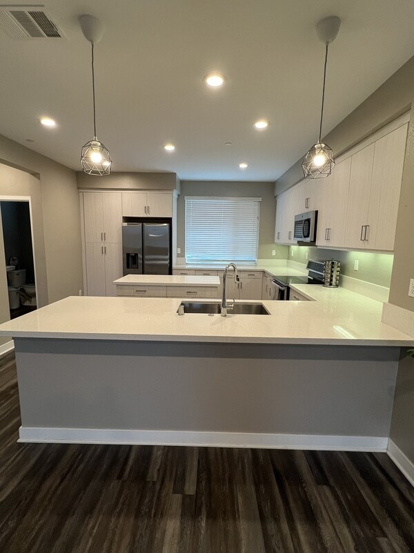 Building Photo - 81 Sea Crest Dr