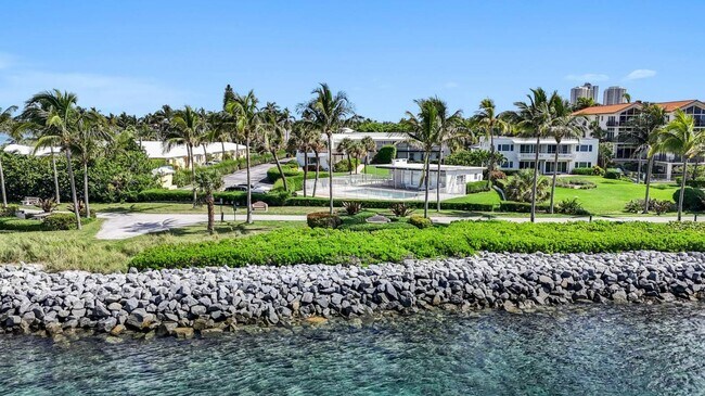 Building Photo - 320 Inlet Way