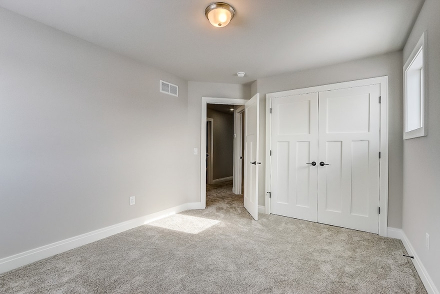 Building Photo - 6549 Pleasant Prairie Dr