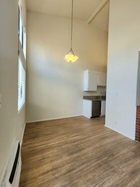 Interior Photo - 3554 Vinton Ave