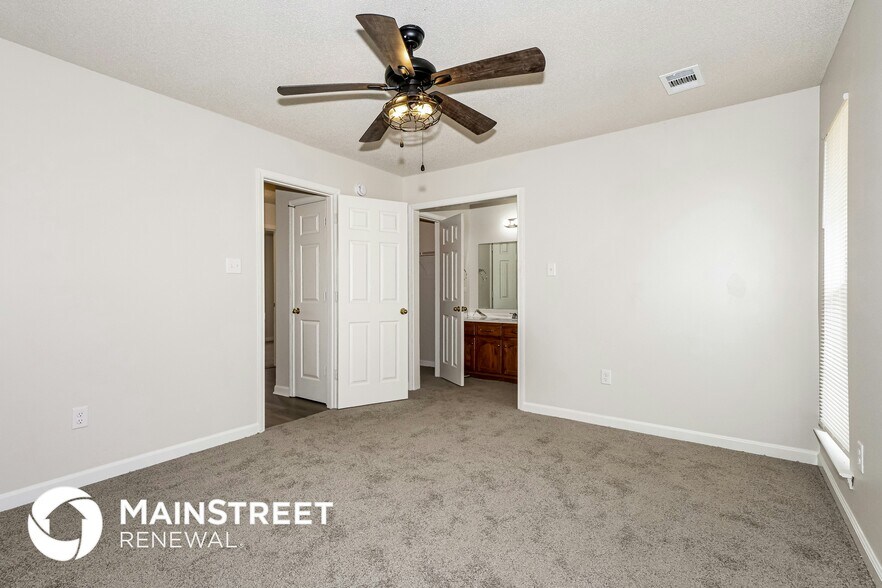 Building Photo - 9098 Kirkwood Ln