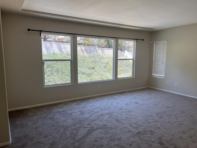 Building Photo - 27749 Hackberry St