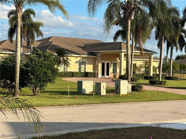 Building Photo - 1209 Stone Ridge Cir