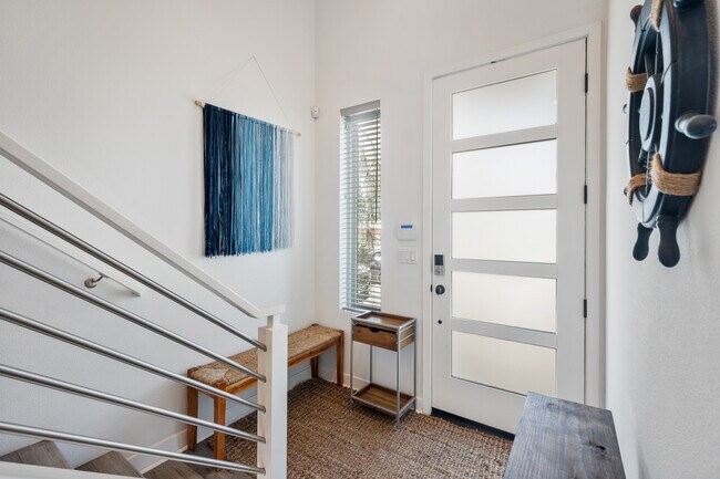 Building Photo - 281 W 8th St