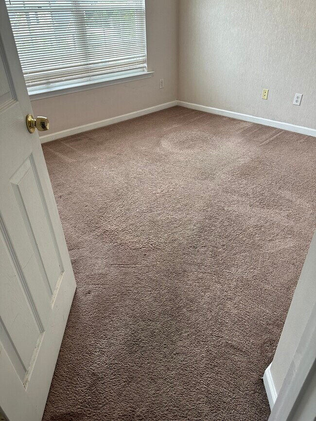 Building Photo - 15037 Taylor Ridge Ln