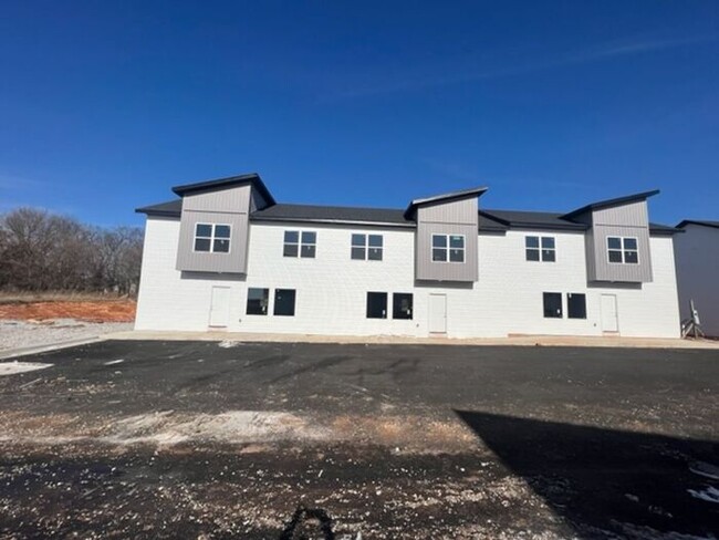 Building Photo - Brand New! Public Avenue Townhomes in Clev...