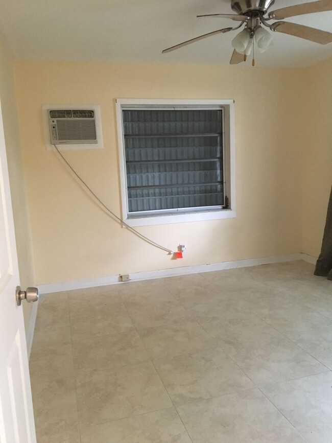 Building Photo - 2679 Nelson Dr