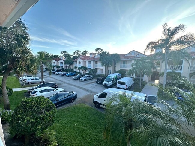 Building Photo - 9967 Perfect Dr