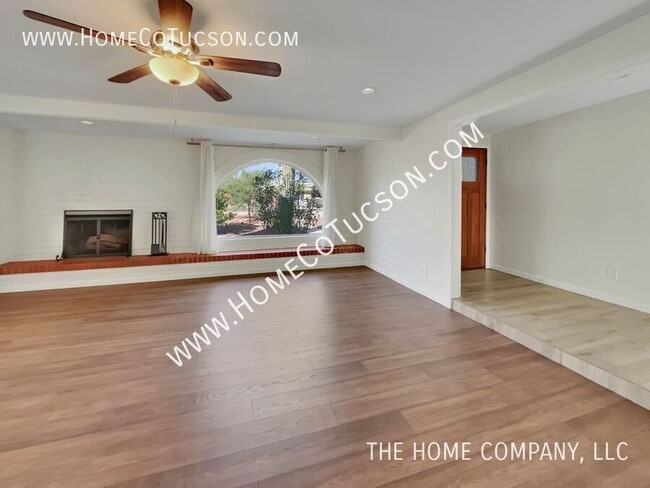 Building Photo - 8628 N Placita Del Cardo