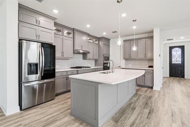 Building Photo - 3130 Tiara Dr
