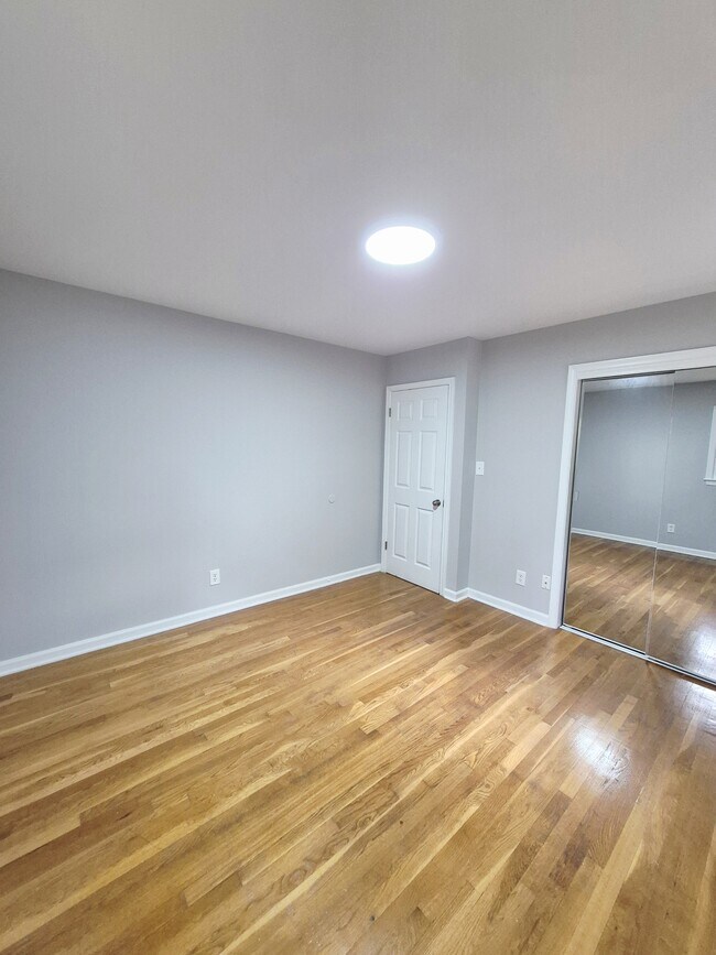 Building Photo - 97 Waterview Dr