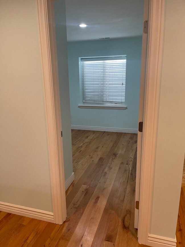 Building Photo - 5338 Scenic Ridge Cir