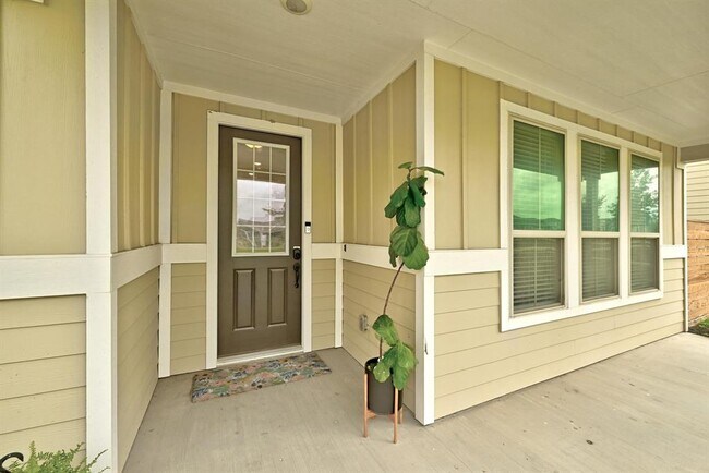 Building Photo - 8007 Orizzonte St