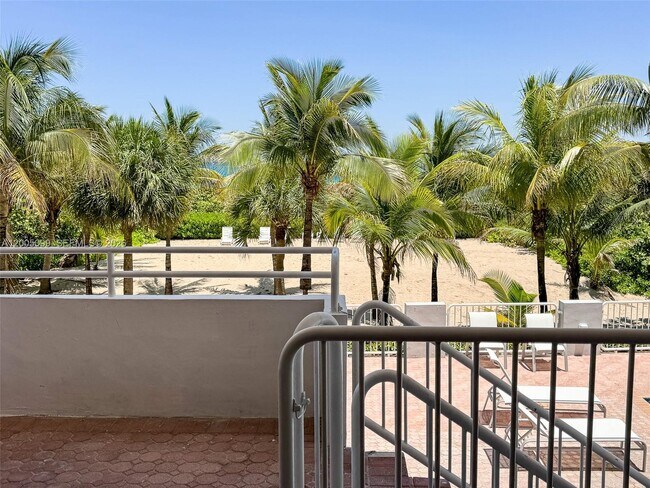 Building Photo - 9341 Collins Ave