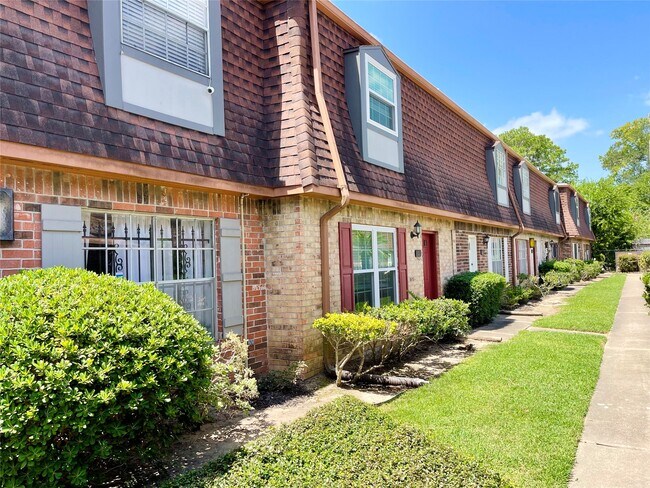 Building Photo - 9303 Hammerly Blvd