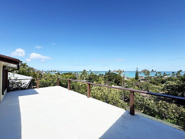 Building Photo - Cat Friendly Lanikai Duplex with Bay Views...