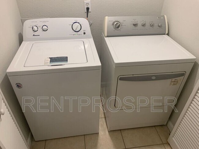 Building Photo - 4267 S Semoran Blvd